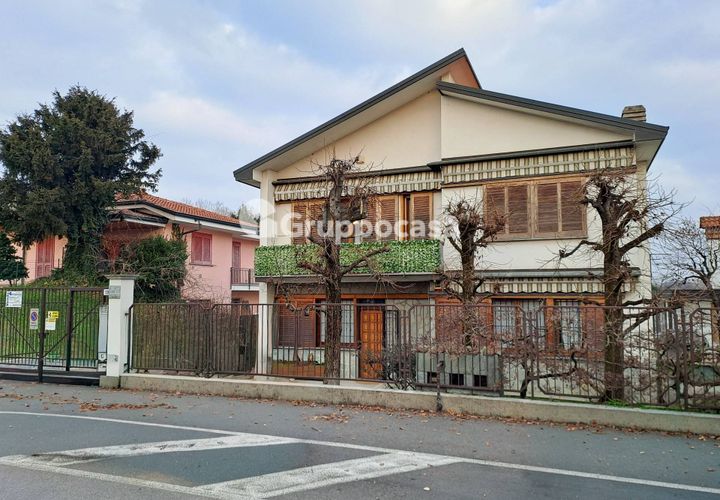 Leilighet i Bareggio, Milan, Bareggio - € 285 000 | Ref: Appartamento in villa, via Cusago 59 Bareggio - foto 1