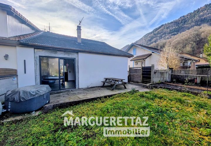 Villa a Marignier, Haute-Savoie, Marignier - € 349.000 | Ref: JD8525WILGUEN - foto 1