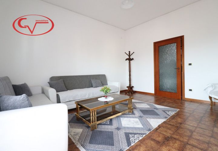 Lejlighed i Montevarchi, Arezzo, Montevarchi - € 125.000 | Ref: 8213 - foto 1