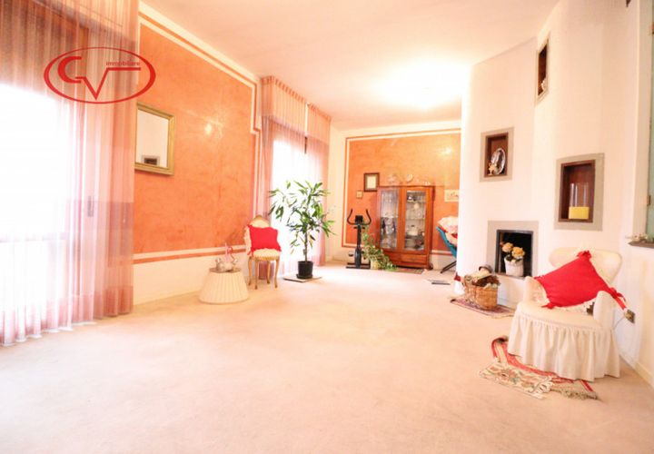 Leilighet i Montevarchi, Arezzo, Montevarchi - € 143 000 | Ref: 8226 - foto 1