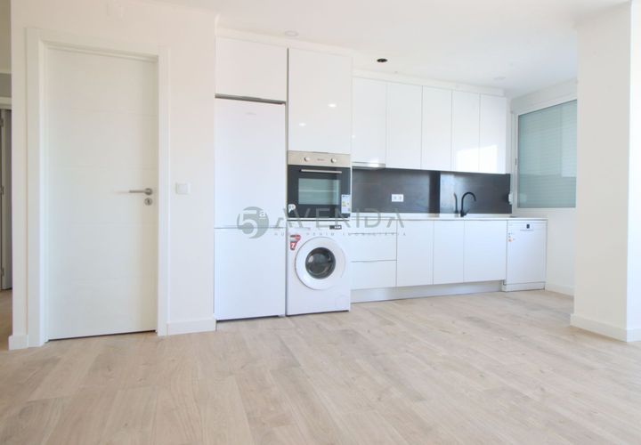Lejlighed i Amadora, Lisbon, Amadora - € 349.000 | Ref: 3000 - foto 1