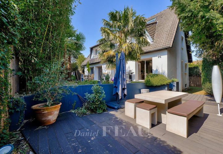 Villa in Saint-Cloud, Hauts-de-Seine, Saint-Cloud - € 2.190.000 | Ref: 84592048 - foto 1
