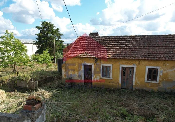 Villa i Bombarral, Leiria, Bombarral - € 99.000 | Ref: 150250212 - foto 1