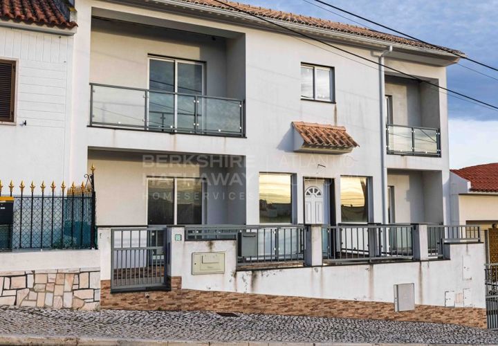 Villa a Laranjeiro, Setubal, Laranjeiro - € 395.000 | Ref: CAS_1179 - foto 1