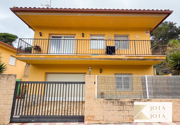 Villa i Lloret De Mar, Gerona, Lloret De Mar - € 274.000 | Ref: 70376 - foto 1