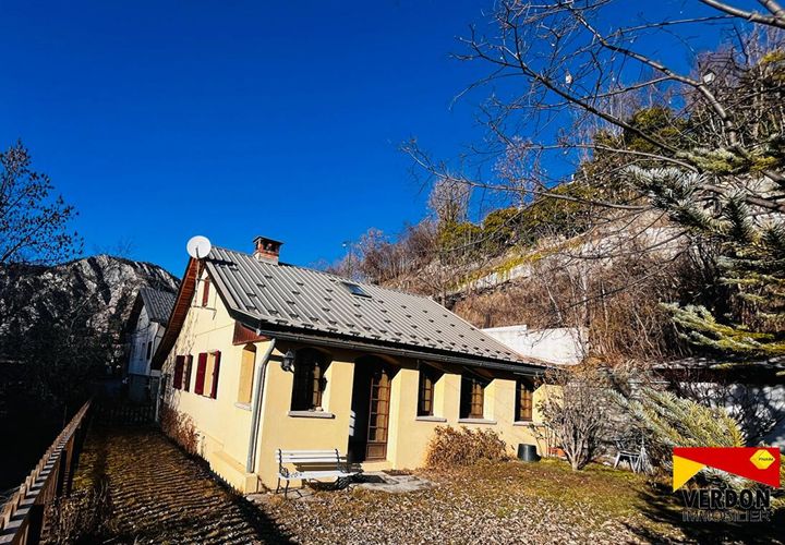 Villa i Allos, Alpes-de-Haute-Provence, Allos - € 219.000 | Ref: 1667 - foto 1
