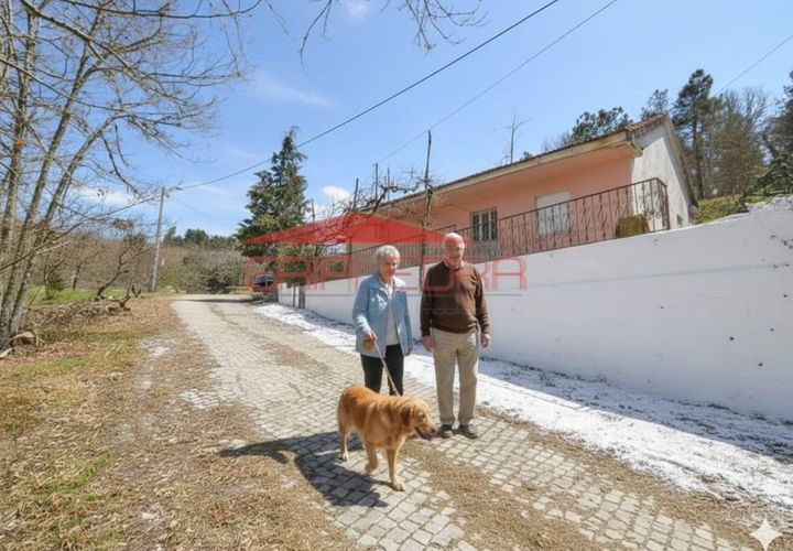 Villa a Linhares, Braganca, Linhares - € 50.000 | Ref: 200320 - foto 1