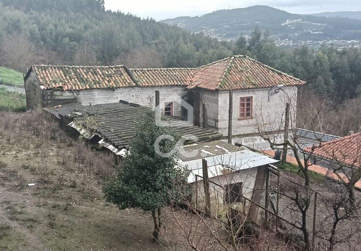 Villa i Guimaraes, Braga, Guimaraes - € 160.000 | Ref: 336/M/01961 - foto 1