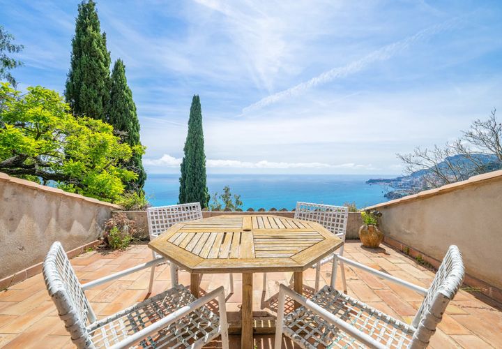 Villa i Roquebrune-Cap-Martin, Alpes-Maritimes, Roquebrune-Cap-Martin - € 2.400.000 | Ref: HH-15378624 - foto 1