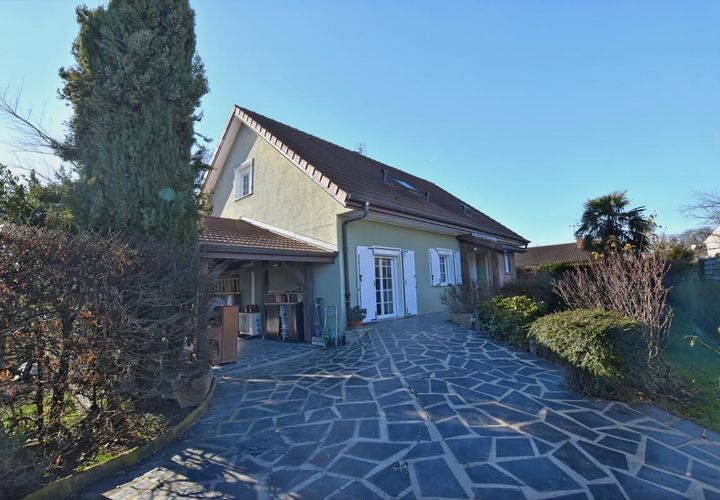 Villa a Douvaine, Haute-Savoie, Douvaine - € 650.000 | Ref: DOM26265 - foto 1