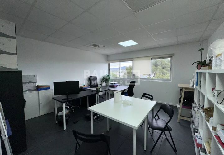 L'establiment comercial a Frejus, Var, Frejus - € 1.700/mes | Ref: 0701 - foto 1