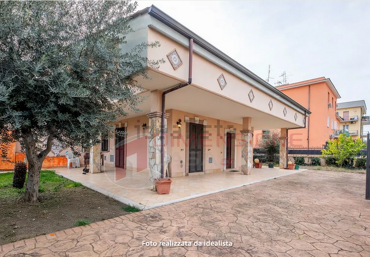Villa a Rome, Rome, Rome - € 249.000 | Ref: FRISA259 - foto 1