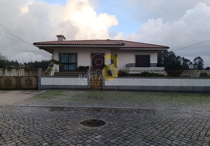 Villa i Lavra, Porto, Lavra - € 1.650.000 | Ref: 01034 - foto 1