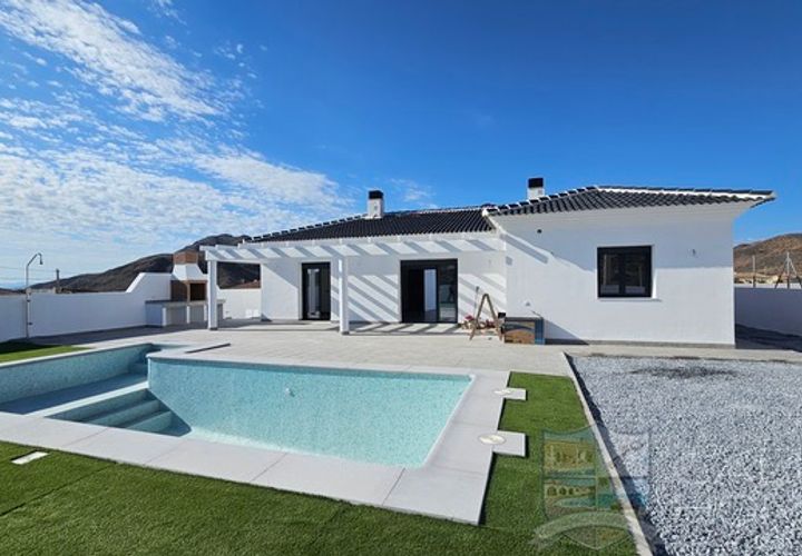 Villa i Arboleas, Almeria, Arboleas - € 250.000 | Ref: Casa Moderna - foto 1