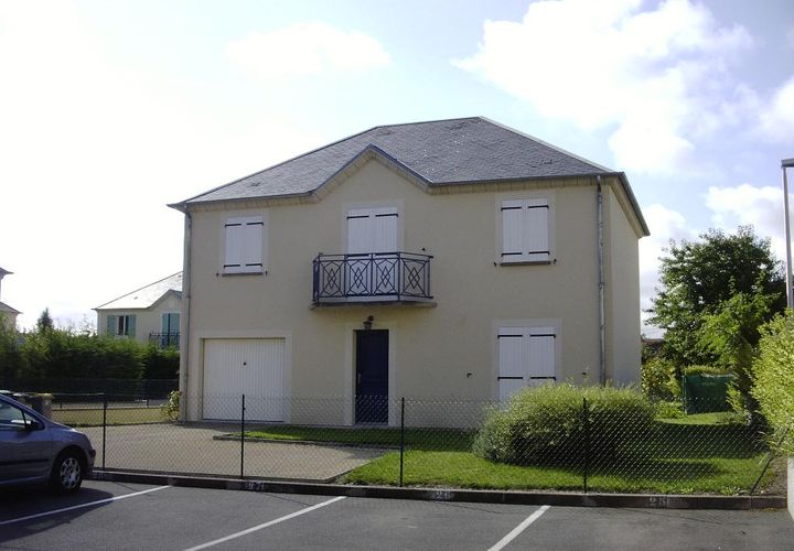 Villa a Orleans, Loiret, Orleans - € 1.291/mes | Ref: 245684 - foto 1