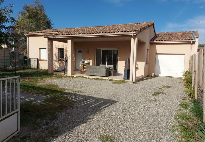 Villa a Castelginest, Haute-Garonne, Castelginest - € 1.250/mes | Ref: 699575 - foto 1