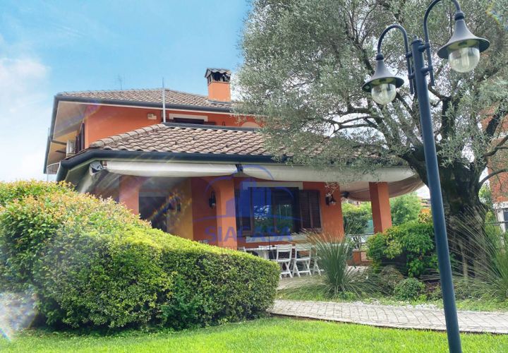 Villa a Mezzago, Monza and Brianza, Mezzago - € 565.000 | Ref: VILLA.MEZZAGO-TD565V - foto 1