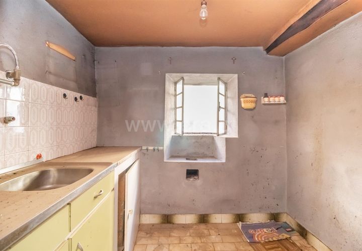 Villa a Covilha, Castelo Branco, Covilha - € 32.500 | Ref: 111250247 - foto 1