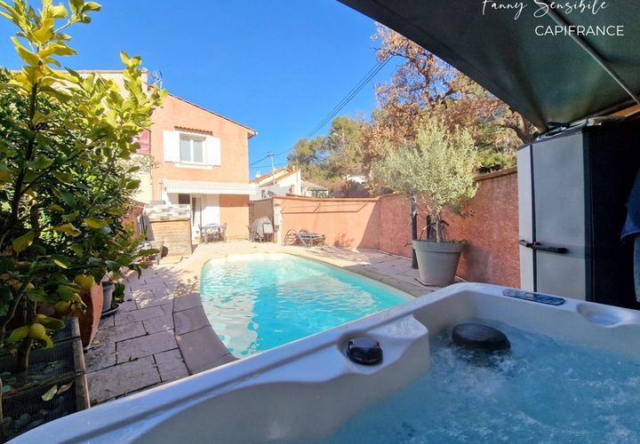 Villa i Gardanne, Bouches-du-Rhone, Gardanne - € 399.000 | Ref: 340934792715 - foto 1