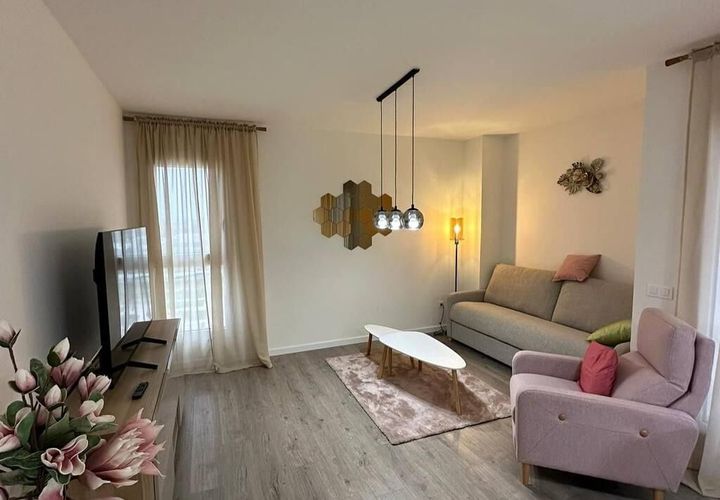 Apartment in Valencia, Valencia, Valencia - € 1,600/month | Ref: alqv082/6084 - photo 1