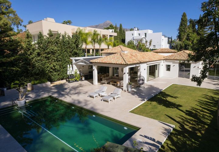 Villa a Marbella, Malaga, Marbella - € 4.950.000 | Ref: HRvillacamelia - foto 1