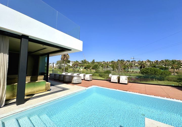 Villa a Estepona, Malaga, Estepona - € 1.999.999 | Ref: R5249389 - foto 1