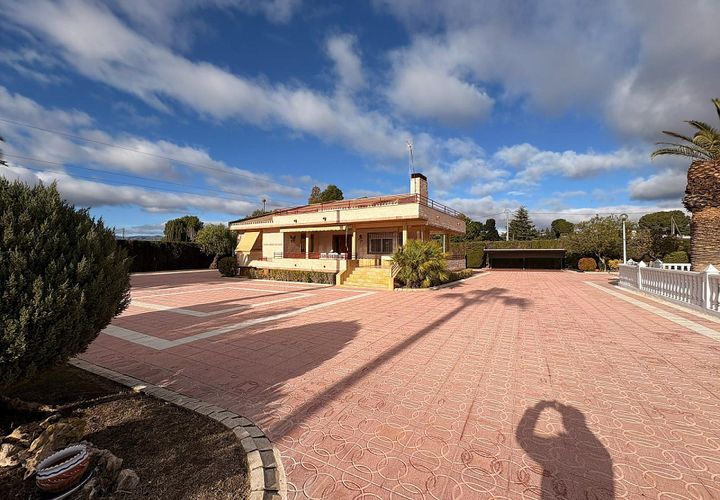 Villa i Sax, Alicante, Sax - € 575.000 | Ref: JJ7248 - foto 1
