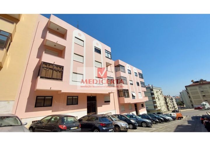 Lejlighed i Belas, Lisbon, Belas - € 258.000 | Ref: A3594M - foto 1