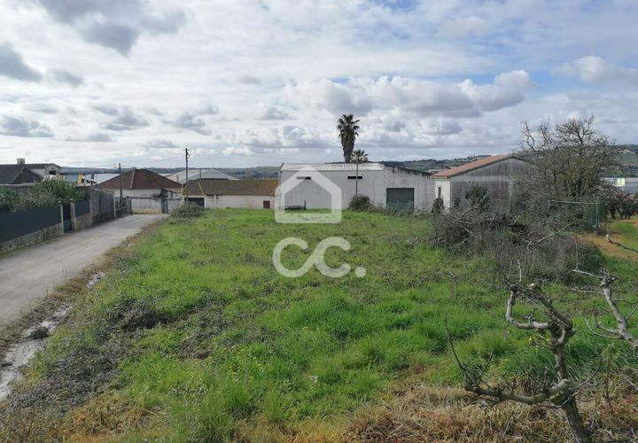 Helårsgrund i Bombarral, Leiria, Bombarral - € 90.000 | Ref: 321/T/01261 - foto 1