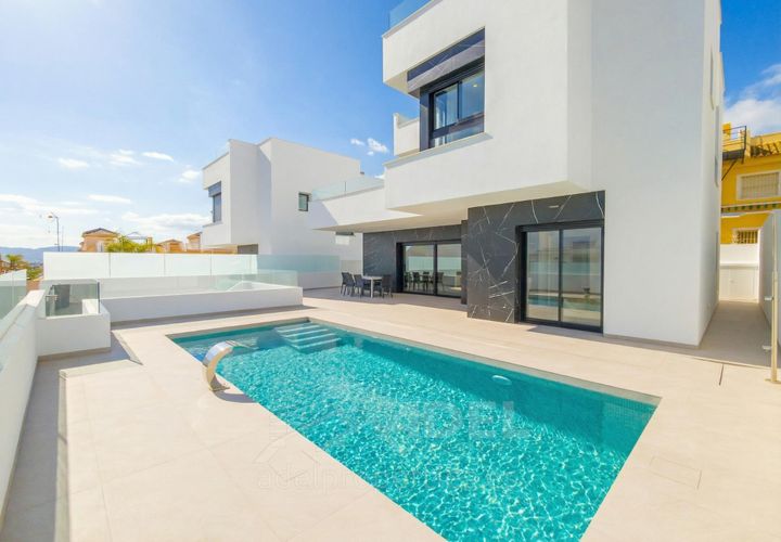 Villa i Rojales, Alicante, Rojales - € 567.000 | Ref: AO18-2347/11012 - foto 1