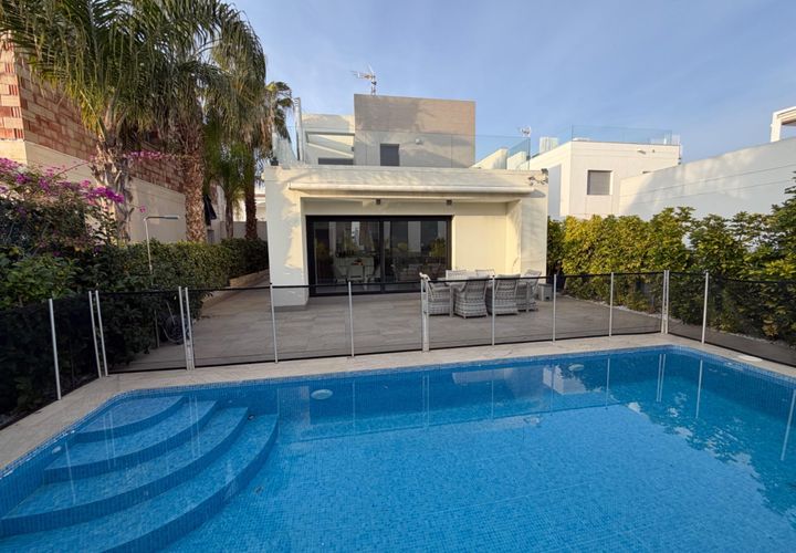 Villa i Rojales, Alicante, Rojales - € 459.000 | Ref: MLSC812221 - foto 1
