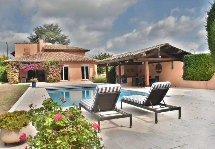 Villa i Valbonne, Alpes-Maritimes, Valbonne - € 1.785.000 | Ref: HH-16035446 - foto 1