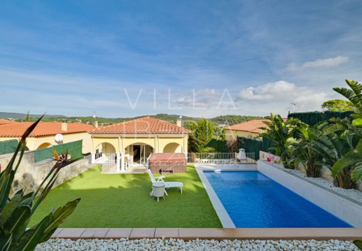 Villa a Platja D'aro, Gerona, Platja D'aro - € 695.000 | Ref: 379 - foto 1