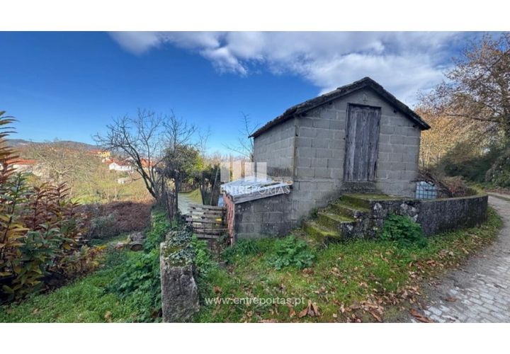 Helårsgrund i Cinfaes, Viseu, Cinfaes - € 17.500 | Ref: MC09874 - foto 1