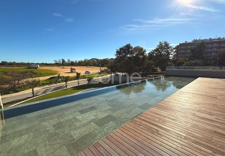 Lejlighed i Alvor, Faro, Alvor - € 670.000 | Ref: ZMPT584366 - foto 1