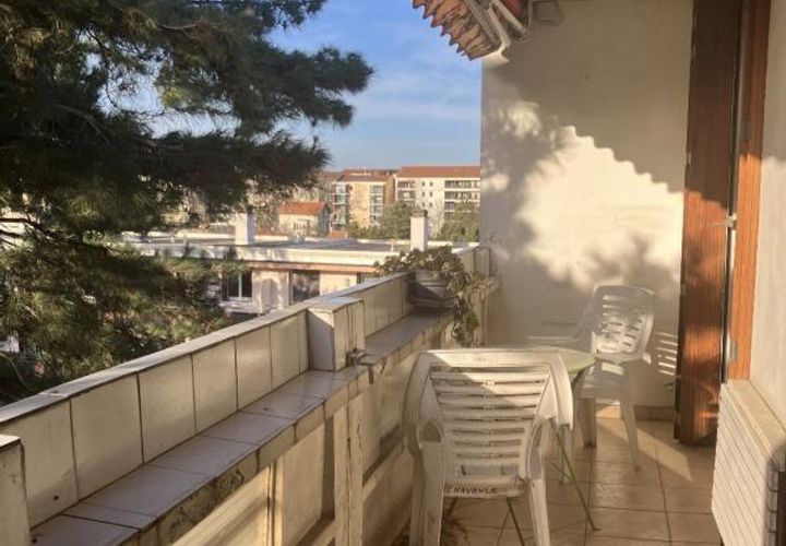 Lejlighed i Bron, Rhone, Bron - € 149.000 | Ref: 6900410133 - foto 1