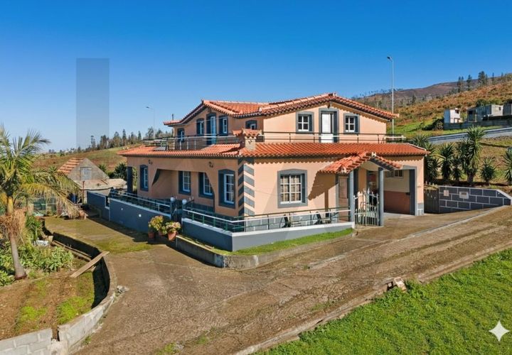 Byhus i Calheta, Madeira, Calheta - € 600.000 | Ref: KWPT-026580 - foto 1