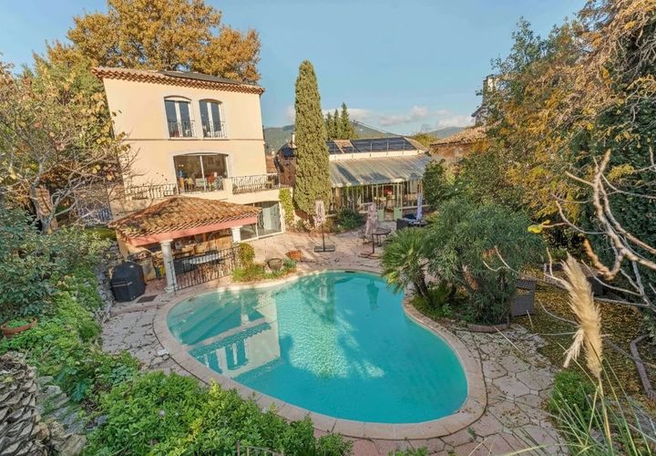 Villa i Toulon, Var, Toulon - € 1.370.000 | Ref: HH-16035450 - foto 1