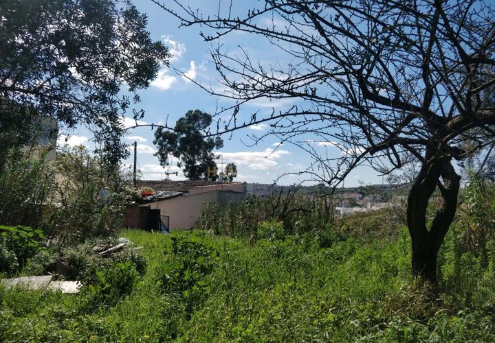 Helårsgrund i Camarate, Lisbon, Camarate - € 67.000 | Ref: HOME546489 - foto 1