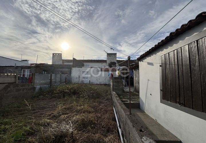 Villa i Ponta Garça, Sao Miguel, Ponta Garça - € 210.000 | Ref: ZMPT583289 - foto 1