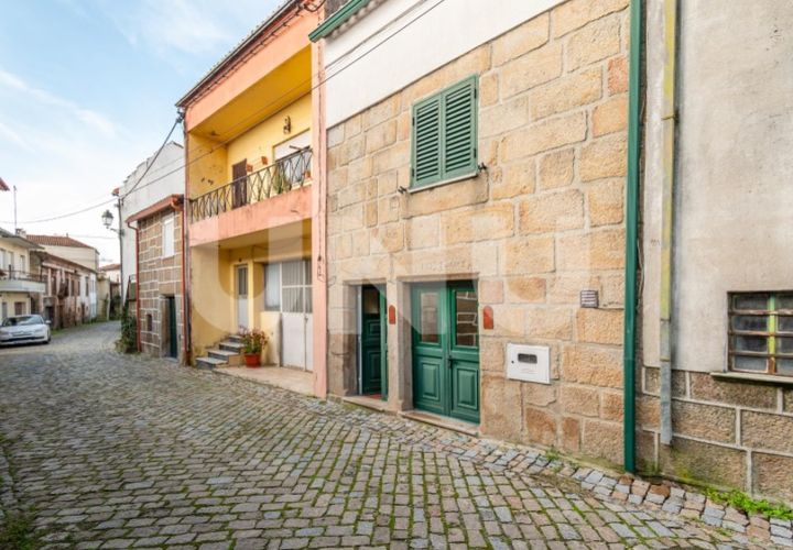 Villa a Caria, Castelo Branco, Caria - € 45.000 | Ref: UNU.I.2200.12348 - foto 1