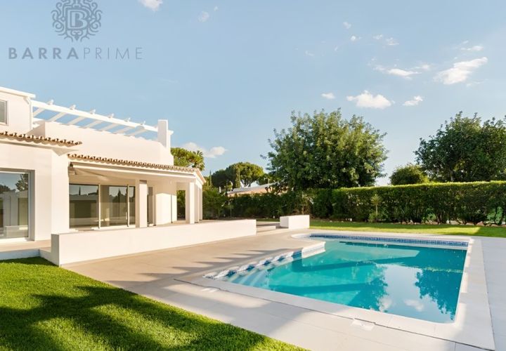 Villa i Quarteira, Faro, Quarteira - € 1.600.000 | Ref: 1403 - foto 1