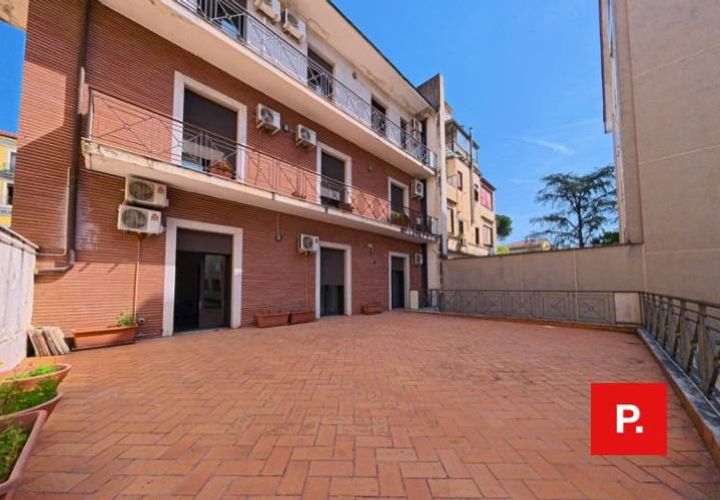 Apartament a Caserta, Caserta, Caserta - € 1.200/mes | Ref: kA9315 - foto 1