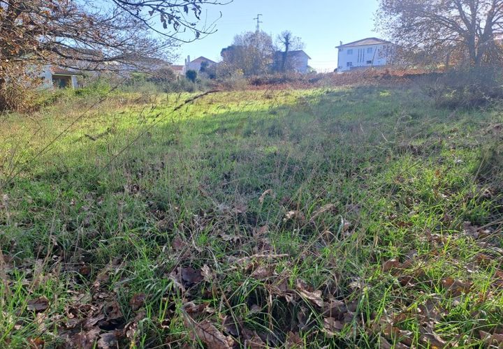 Helårsgrund i Arcos de Valdevez, Viana do Castelo, Arcos de Valdevez - € 80.000 | Ref: 1040-171 - foto 1