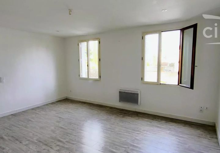 Apartament a Chabeuil, Drome, Chabeuil - € 350/mes | Ref: 86662704 - foto 1