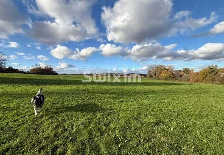 Helårsgrund i Besancon, Doubs, Besancon - € 188.000 | Ref: 70381 JL - foto 1