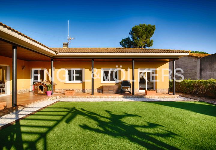 Villa i Vilanova De La Muga, Gerona, Vilanova De La Muga - € 470.000 | Ref: W-04842L - foto 1