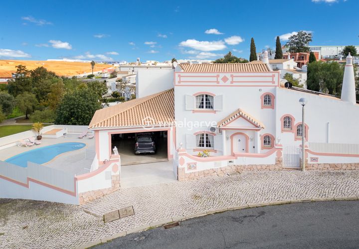 Villa i Albufeira, Faro, Albufeira - € 1.250.000 | Ref: TACM2639N - foto 1
