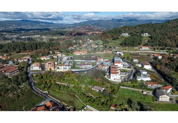 Terra a Amares, Braga, Amares - € 42.000 | Ref: 120241379-24 - foto 1