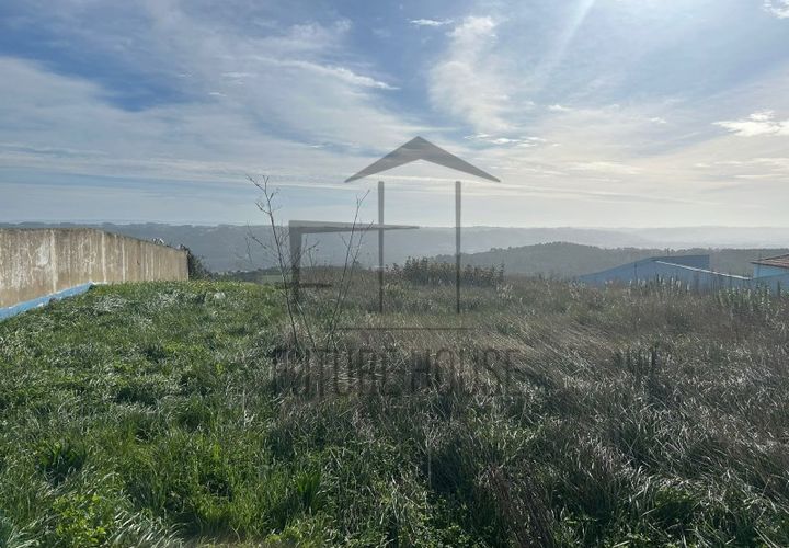 Helårsgrund i Nazare, Leiria, Nazare - € 149.500 | Ref: RLT-045 - foto 1